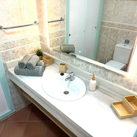 Cocohome La Quinta Apartment *